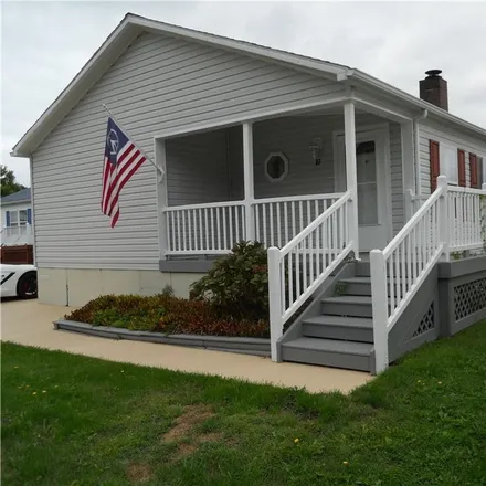 Buy this 2 bed house on 37 Cardinal Court in Tiverton, RI 02878
