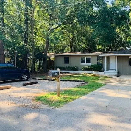Rent this 4 bed house on 1669 Mayhew St in Tallahassee, Florida