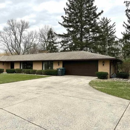 Buy this 3 bed house on 426 South Hawthorne Road in Muncie, IN 47304