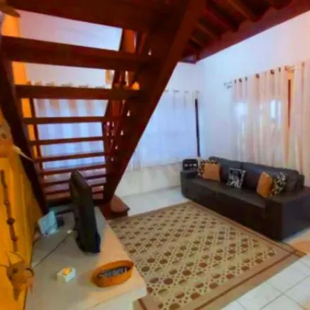 Rent this 2 bed house on Drogaria Nova Opção in Avenida Francisco Loup, Paúba