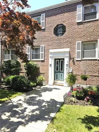 Buy this studio apartment on 155-07 89th St Unit 3 in Howard Beach, New York