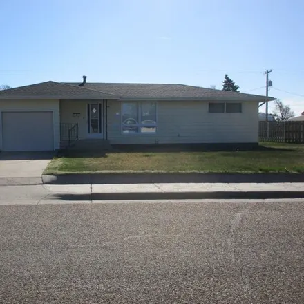 Buy this 4 bed house on 151 East South 6th Street in Oakley, KS 67748