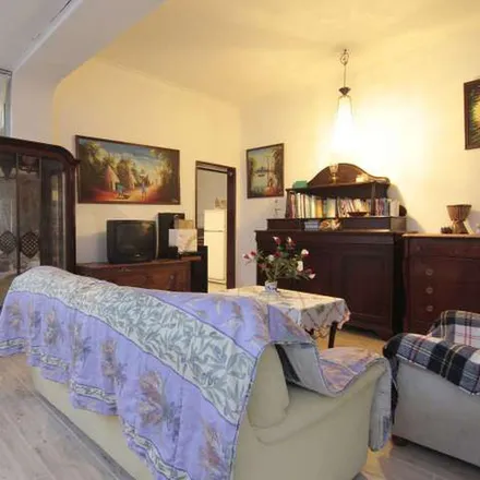 Rent this 4 bed apartment on Travessa Augusto Machado in 2825-297 Costa da Caparica, Portugal