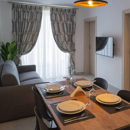 Rent this 2 bed apartment on 3310 Dordrecht