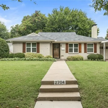 Buy this 3 bed house on 2704 Ryan Place Dr in Fort Worth, Texas