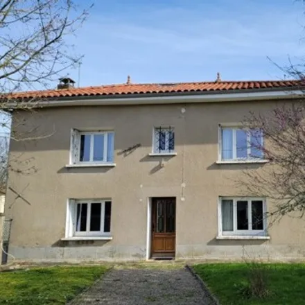 Image 3 - Champagne-Mouton, Charente, France - House for sale