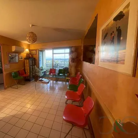 Image 2 - 83230 Bormes-les-Mimosas, France - Apartment for sale