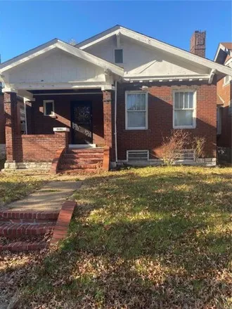 Buy this 2 bed house on 5455 Queens Avenue in St. Louis, MO 63115