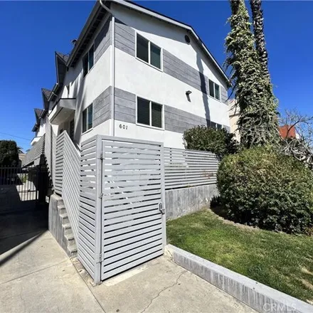 Buy this 9 bed house on South Normandie Avenue in Los Angeles, CA 90004