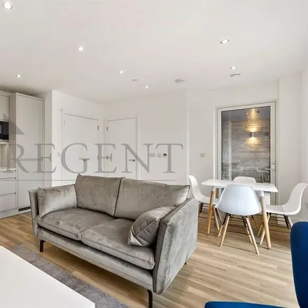 Image 5 - Thonrey Close, London, NW9 4EL, United Kingdom - Apartment for rent