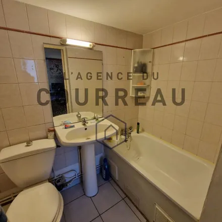 Image 2 - 61 Cours Gambetta, 34060 Montpellier, France - Apartment for rent