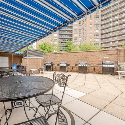 Image 3 - 70-25 Yellowstone Blvd Unit 2a, Forest Hills, New York, 11375 - Apartment for sale