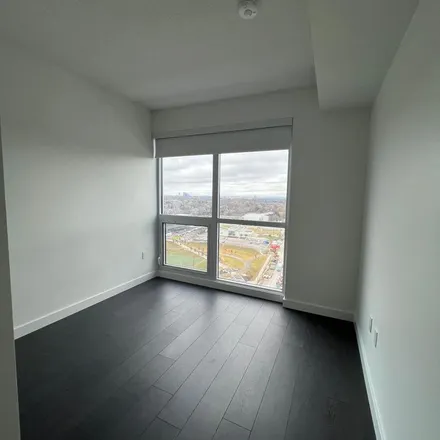 Image 3 - 115 McMahon Drive, Toronto, ON M2K 1C2, Canada - Apartment for rent