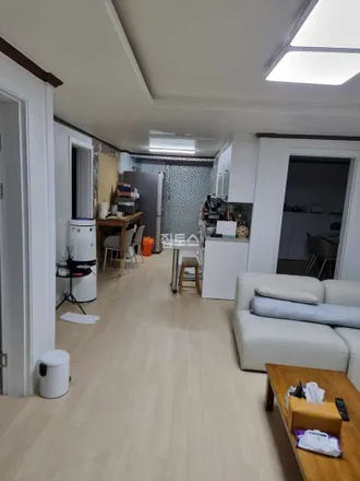 Rent this 3 bed apartment on 서울특별시 강남구 대치동 980-16