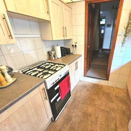 Image 7 - Garfield House, 28 Avon Park, Bristol, BS5 9RS, United Kingdom - Townhouse for sale