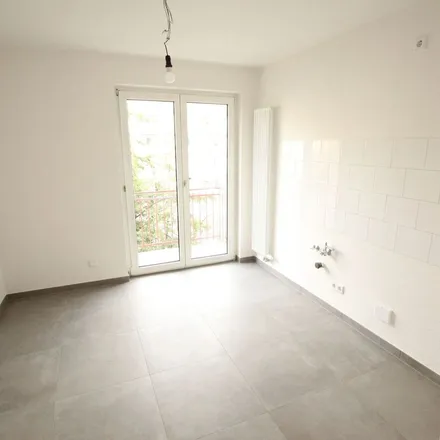 Rent this 3 bed apartment on Richard-Wagner-Straße 47 in 68165 Mannheim, Germany