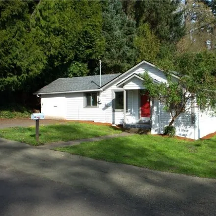 Buy this 2 bed house on 321 19th Street in Hoquiam, WA 98550
