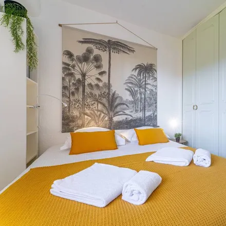 Rent this 2 bed apartment on 33120 Arcachon