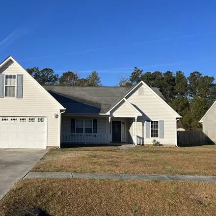 Rent this 3 bed house on 415 Marsha's Way in Havelock, NC 28532
