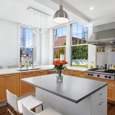 Image 5 - The Olcott, 27 West 72nd Street, New York, NY 10023, USA - Condo for sale