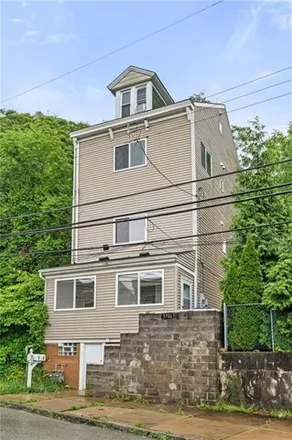 Buy this studio house on 3710 Melwood Avenue in Pittsburgh, PA 15213