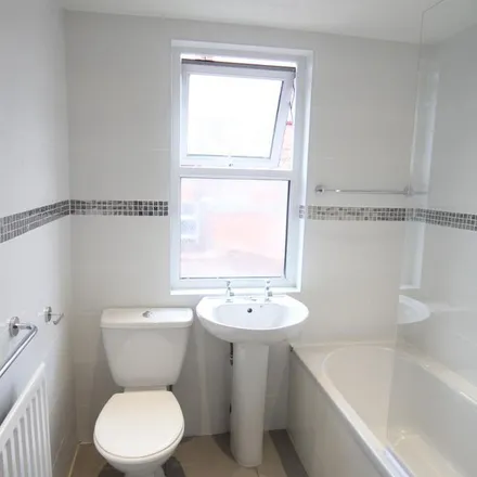 Image 5 - Cassville Road, Liverpool, L18 0HY, United Kingdom - Apartment for rent