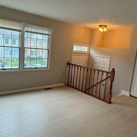 Image 1 - 12449 Walnut Cove Circle, Germantown, MD 20874, USA - Apartment for rent