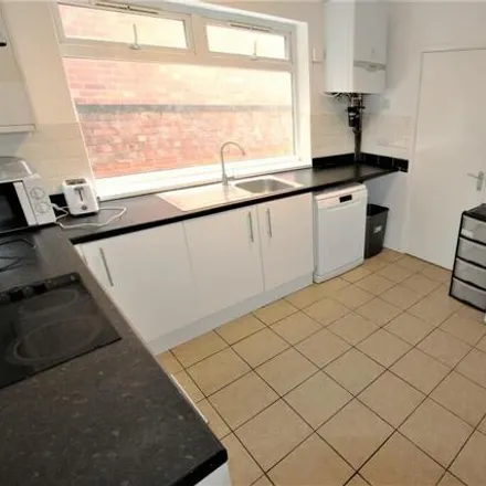 Image 3 - 56 St. George's Road, Coventry, CV1 2DF, United Kingdom - Townhouse for rent