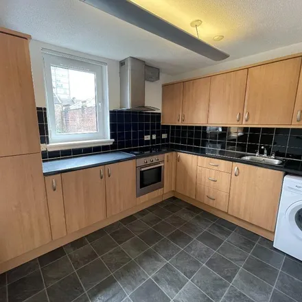 Rent this 3 bed apartment on 9-15 Buccleuch Street in Glasgow, G3 6SJ
