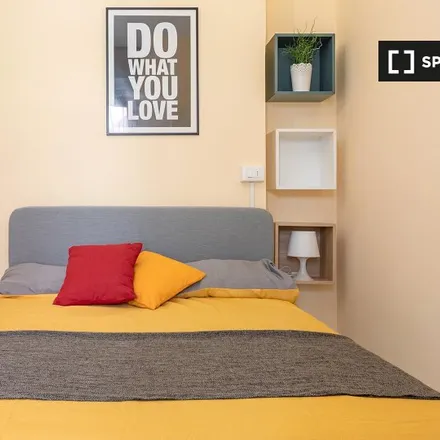 Rent this 4 bed room on Jia Jia in Via Lorenteggio, 20146 Milan MI