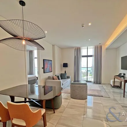 Image 2 - Crescent Road West, Palm Jumeirah, Dubai, United Arab Emirates - Apartment for rent
