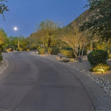 Image 3 - 11015 East Troon Mountain Drive, Scottsdale, AZ, USA - House for sale