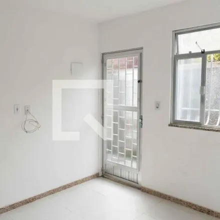 Rent this 2 bed house on Rua General Castrioto in Barreto, Niterói - RJ
