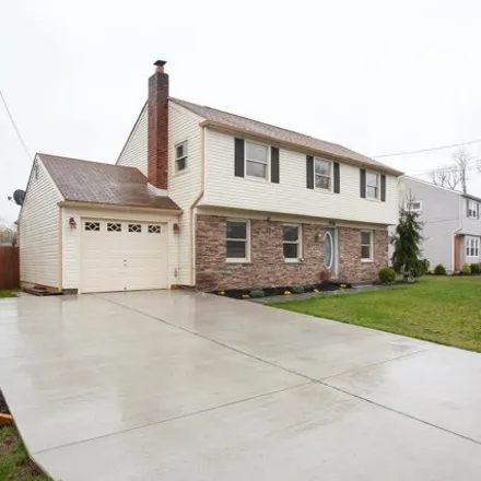 Buy this 4 bed house on 207 Winding Way Road in Stratford, Camden County