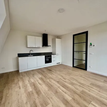 Rent this 2 bed apartment on Marelstraat 29 in 3142 CD Maassluis, Netherlands