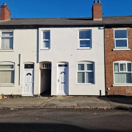 Rent this 6 bed townhouse on Wolverhampton Street in Darlaston, WS10 8UF