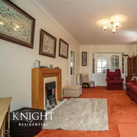 Image 3 - Lucy Close, Eight Ash Green, CO3 0WL, United Kingdom - House for sale