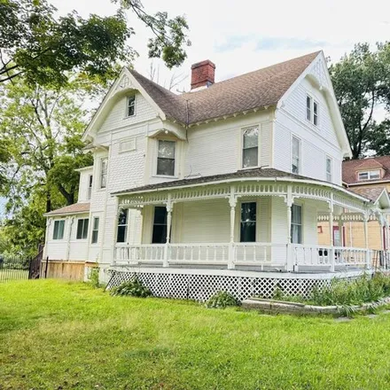 Buy this 8 bed house on 205 Laurel Street in Parkville, Hartford