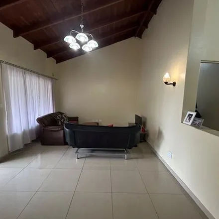 Image 2 - Thames Drive, Berea West, Durban, 3639, South Africa - Apartment for rent