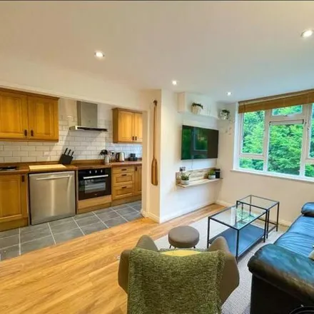 Rent this 2 bed apartment on Pennywell Drive in Oxford, OX2 8NB