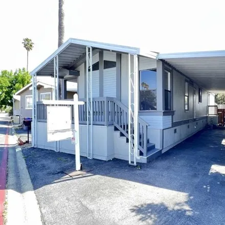 Buy this studio apartment on East Weddell Drive in Sunnyvale, CA 94089