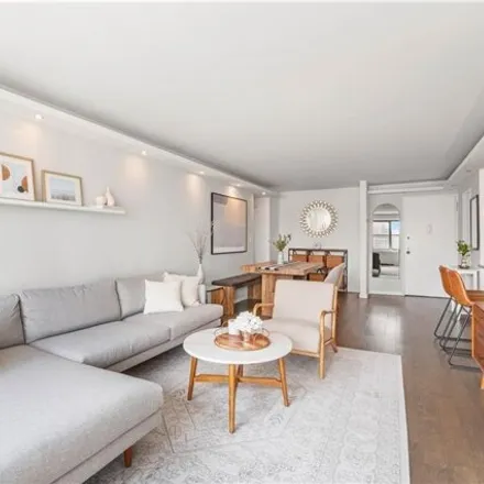 Image 3 - 70-31A 108th Street, New York, NY 11375, USA - Apartment for sale