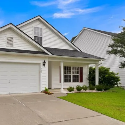 Rent this 5 bed house on 107 Thistle Road in Longleaf, Goose Creek