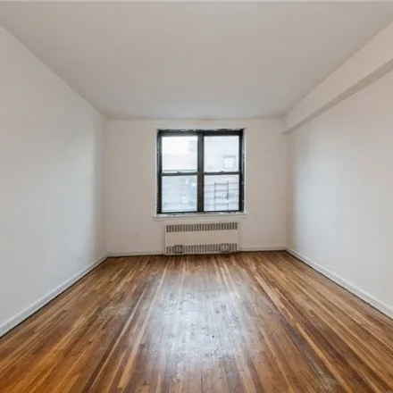 Image 9 - 113-15 34th Avenue, New York, NY 11368, USA - Apartment for sale