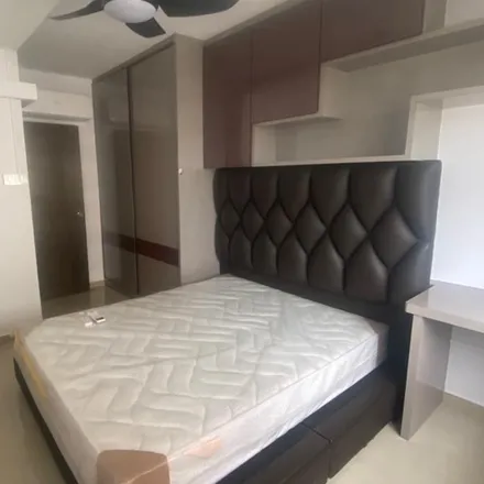 Rent this 1 bed room on 571 Pasir Ris Street 53 in Singapore 510571, Singapore