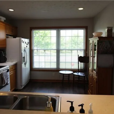 Image 5 - 411 Danvers Court, Orrville, OH 44667, USA - Condo for sale