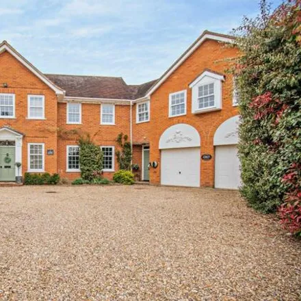 Buy this 6 bed house on Heathlands Drive in Maidenhead, SL6 4NF