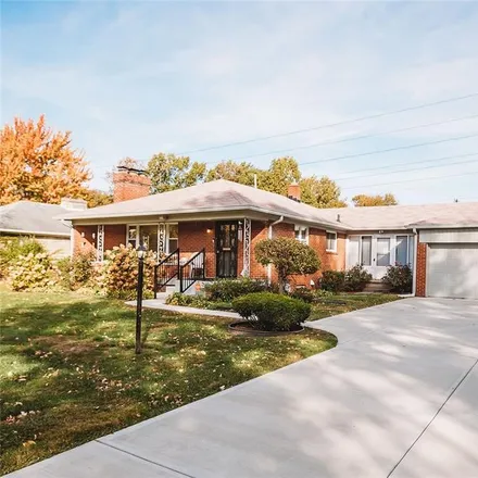 Image 2 - 4120 Devon Drive, Indianapolis, IN 46226, USA - House for sale