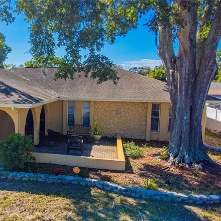 Buy this 3 bed house on 8808 Wabash Lane in Bayonet Point, FL 34668