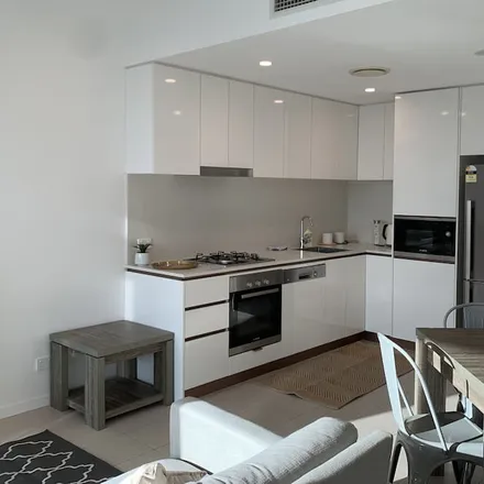 Rent this 2 bed apartment on Brisbane City QLD 4006